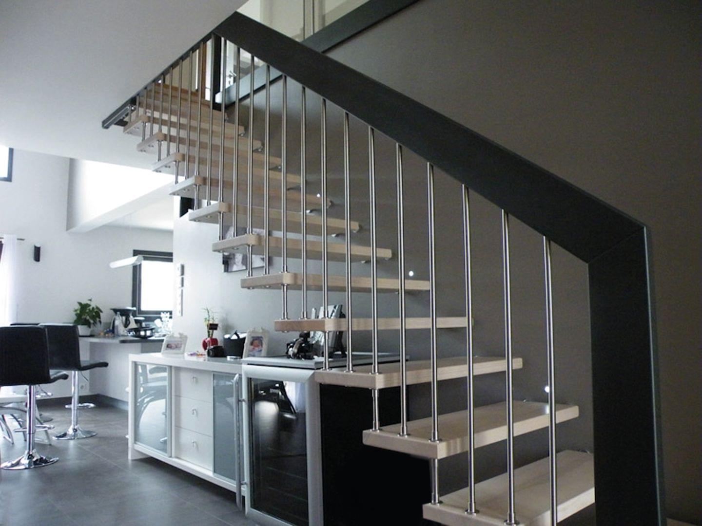 Escalier suspendu design modèle Viva